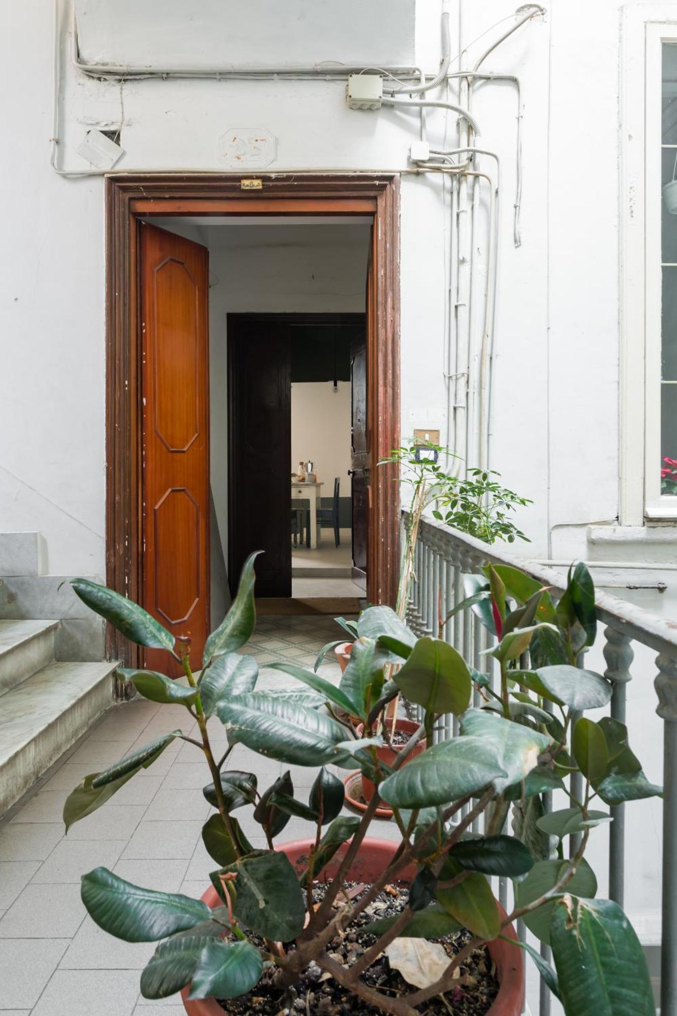 Casa Dei Mille Napoli Apartment Exterior photo